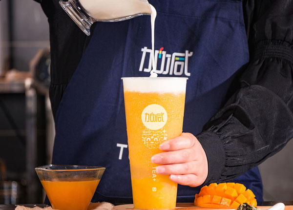 凯发一触即发茶饮是连锁品牌吗？揭示其连锁优势与创业机遇